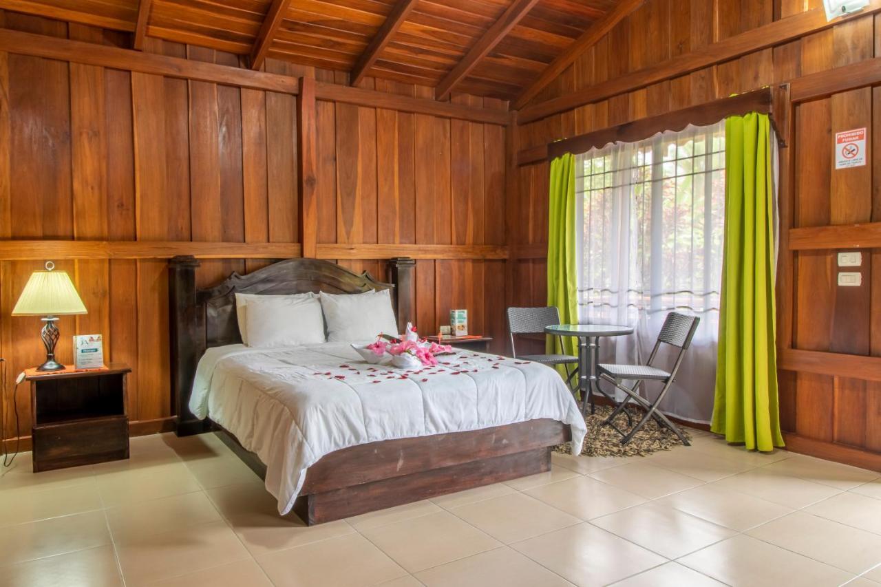 Hotel Rancho Cerro Azul La Fortuna Kültér fotó