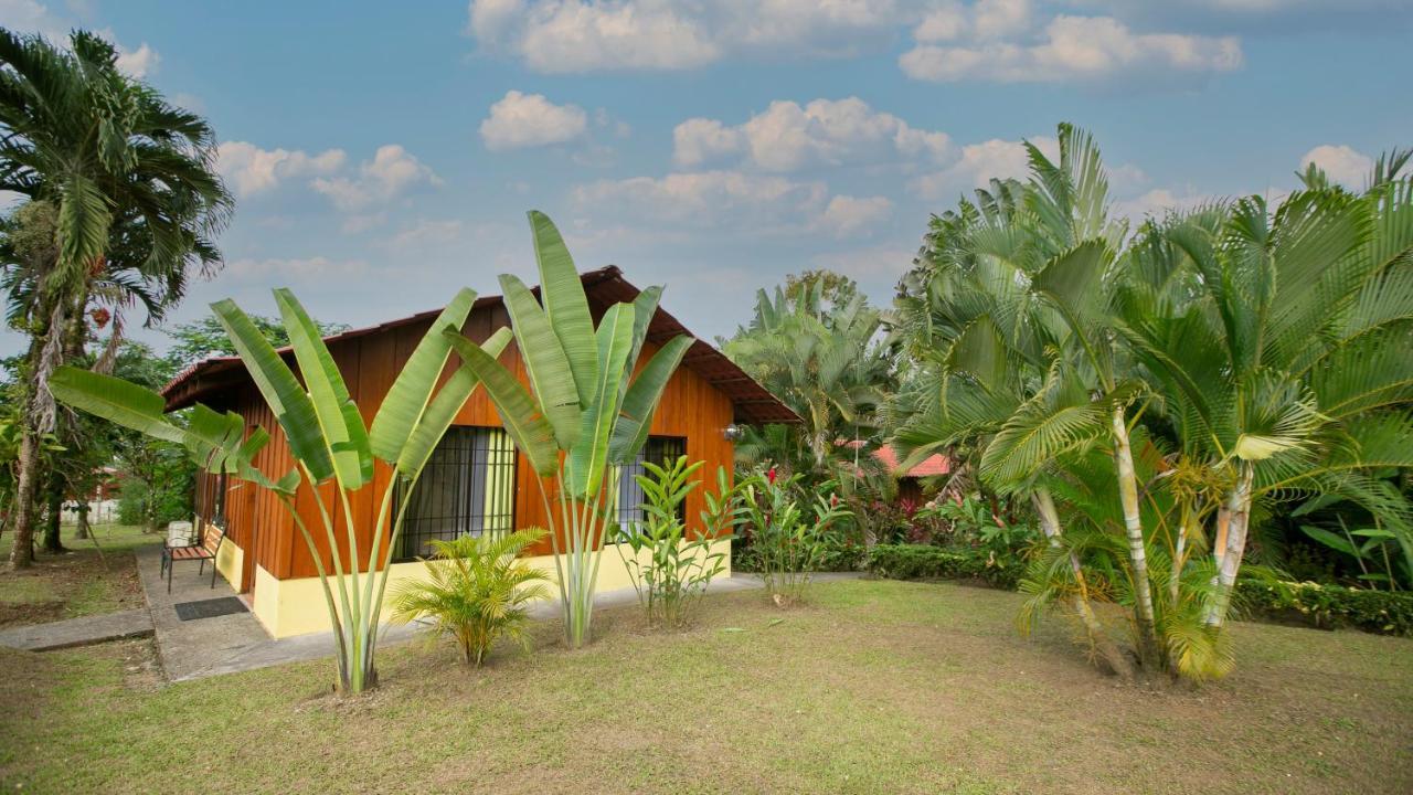 Hotel Rancho Cerro Azul La Fortuna Kültér fotó