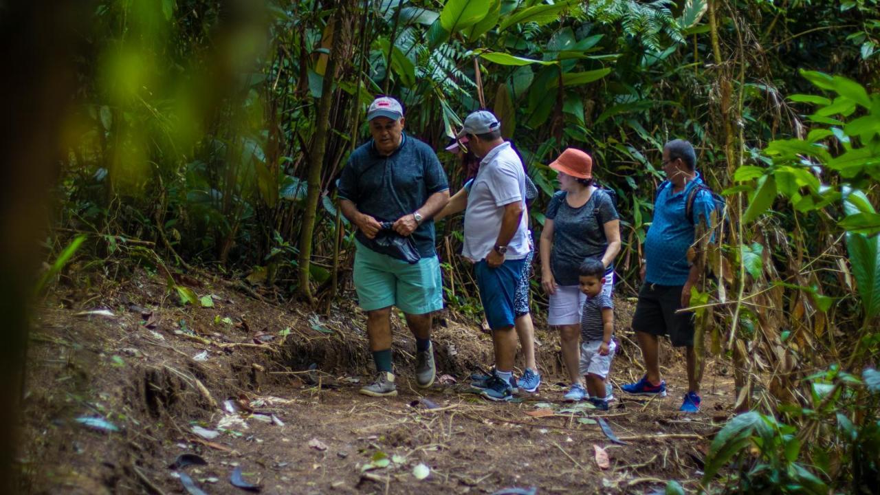 Hotel Rancho Cerro Azul La Fortuna Kültér fotó