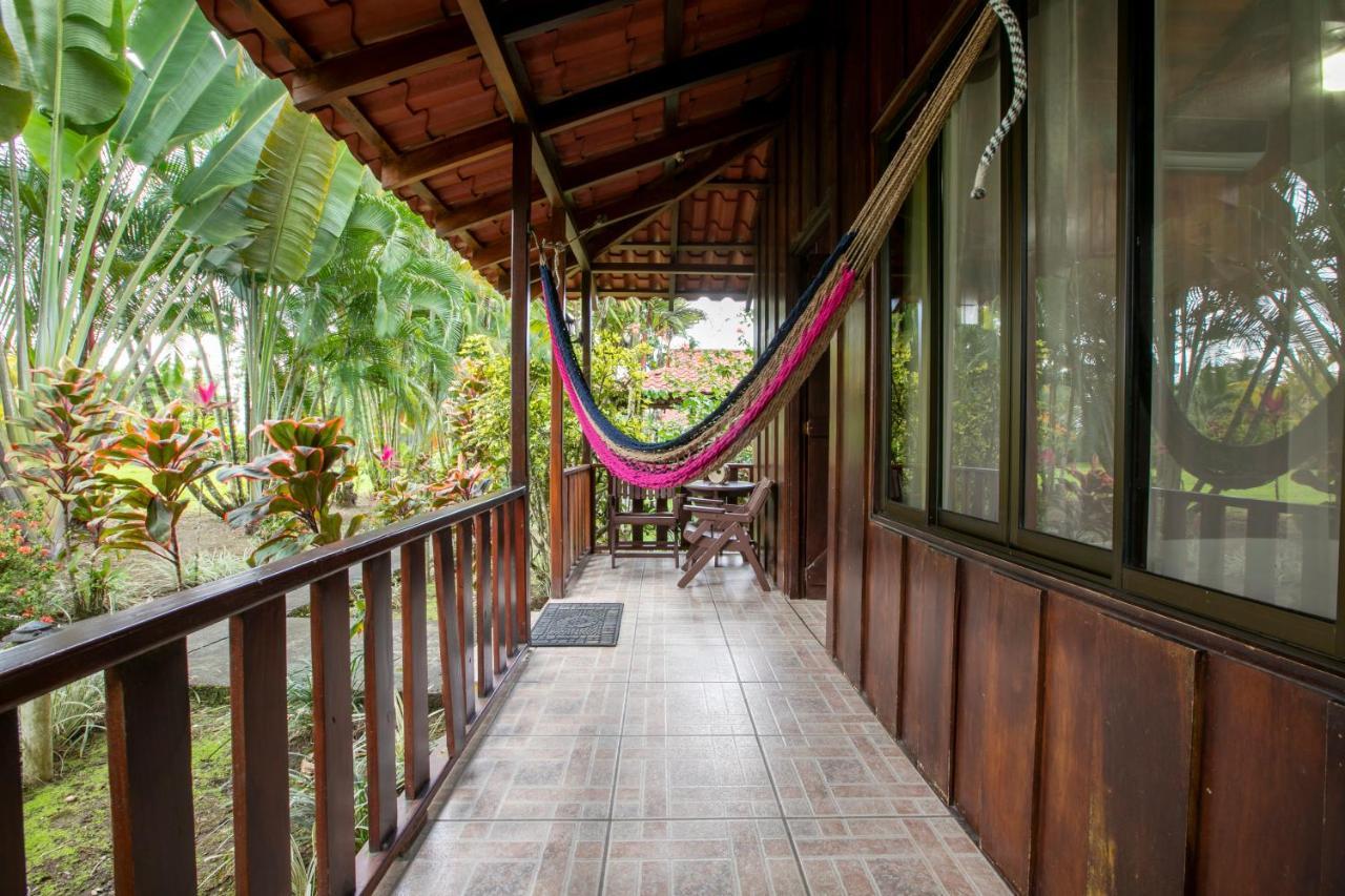 Hotel Rancho Cerro Azul La Fortuna Kültér fotó