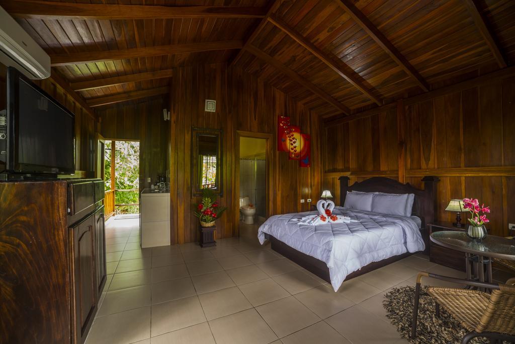 Hotel Rancho Cerro Azul La Fortuna Kültér fotó